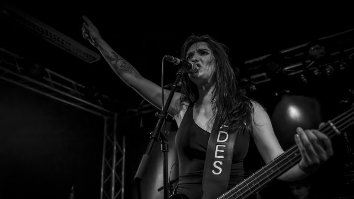 JADES + THE ARSENICS – L&rsquo;oreille Cassée – Combs-la-Ville